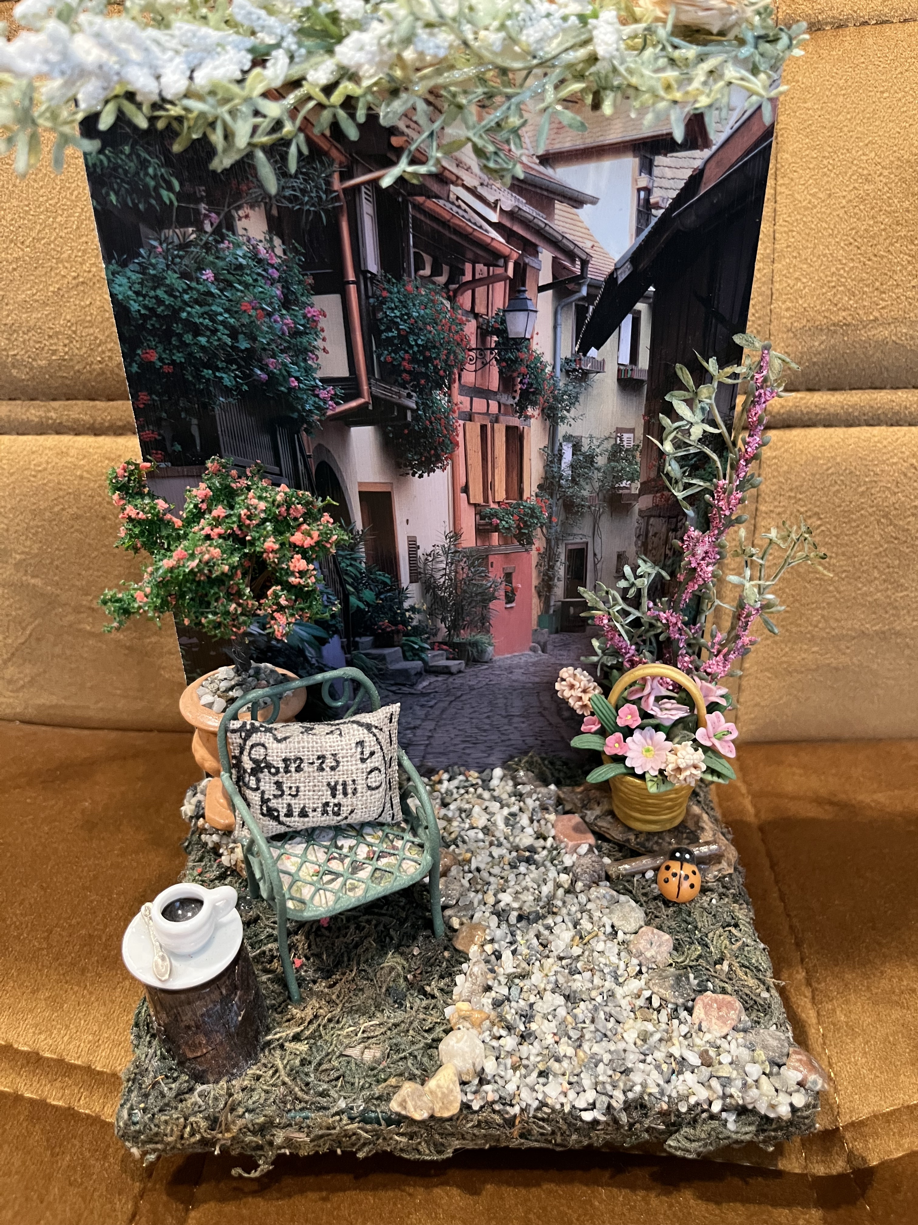 Tuscan Courtyard Scene